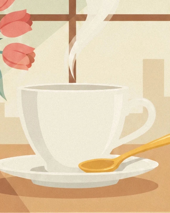 Une tasse blanche fumante sur sa soucoupe, avec une cuillère dorée