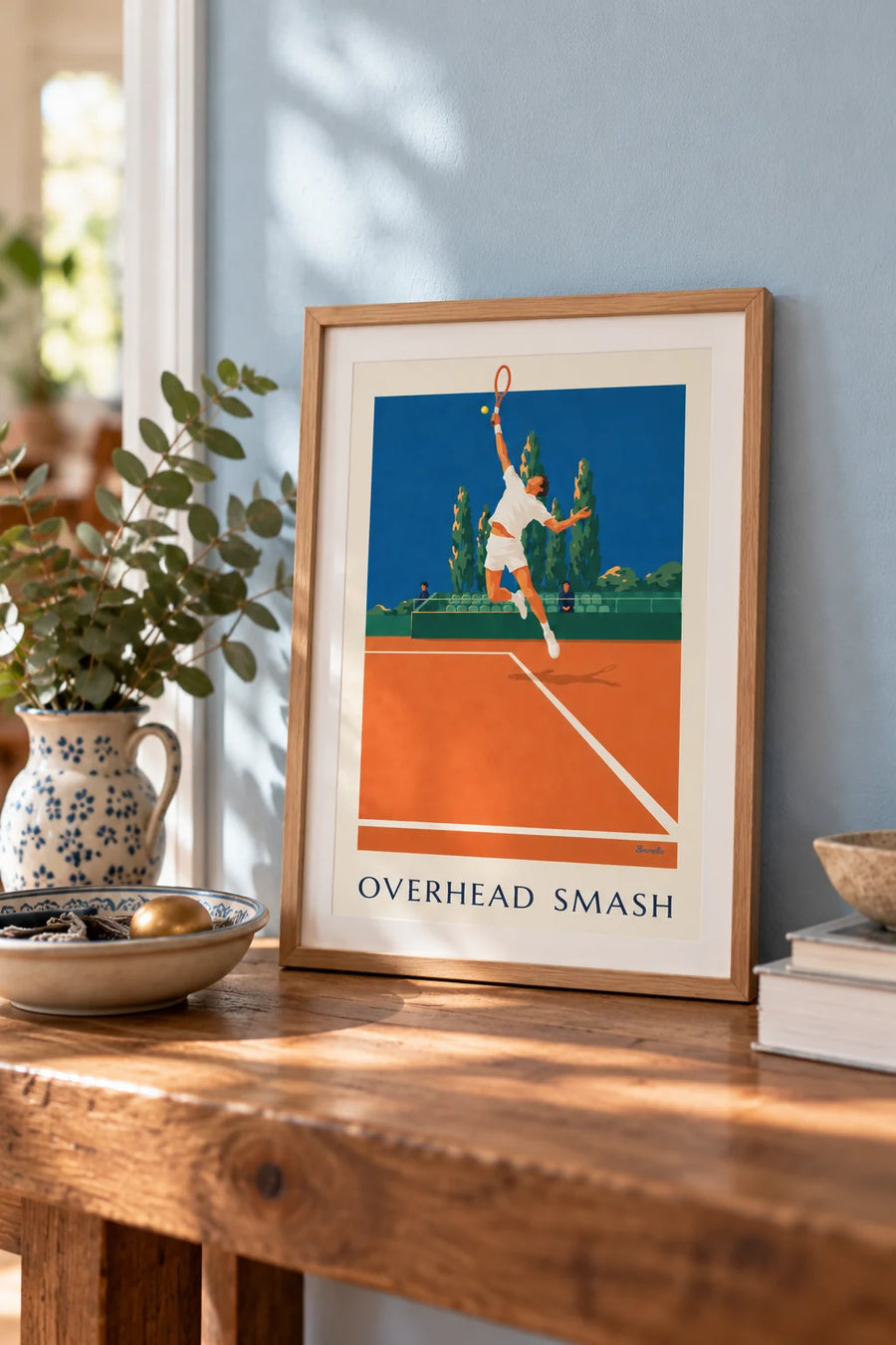 Affiche joueur de tennis en plein smash sur terre battue : petit format A4 encadré