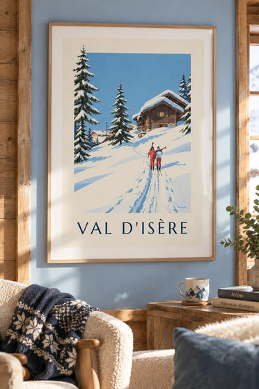Val d’Isère, hiihtäjät lumessa -juliste : kehystettynä seinällä