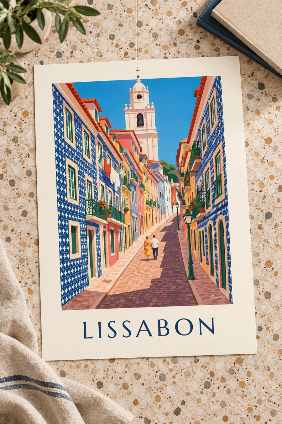 Juliste Lissabonin kuja azulejo-julkisivuineen: pöydällä
