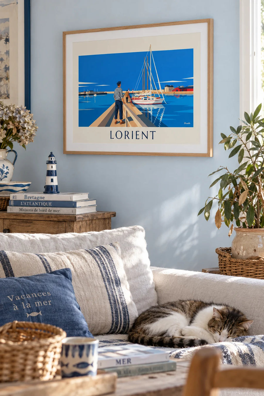 Affiche marin en marinière et voiliers au port de Lorient : encadrée au mur